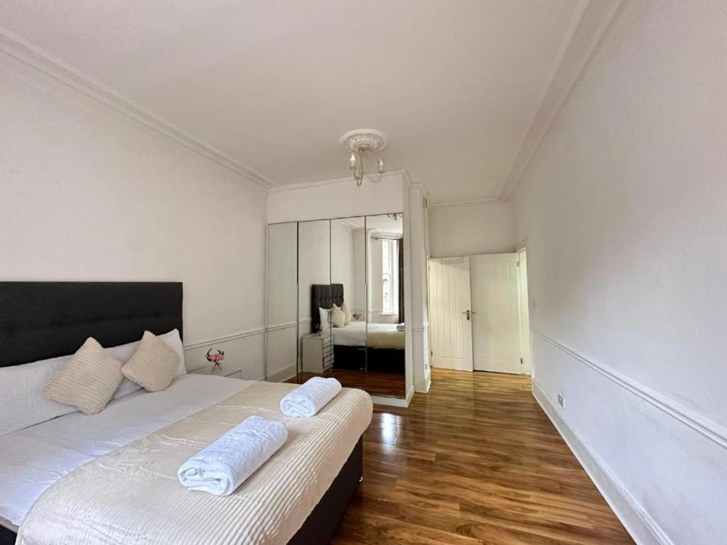 Luxury Four Bedroom Near Oxford Street Londra